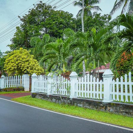 Venus Resorts Danwilana Bagian luar foto